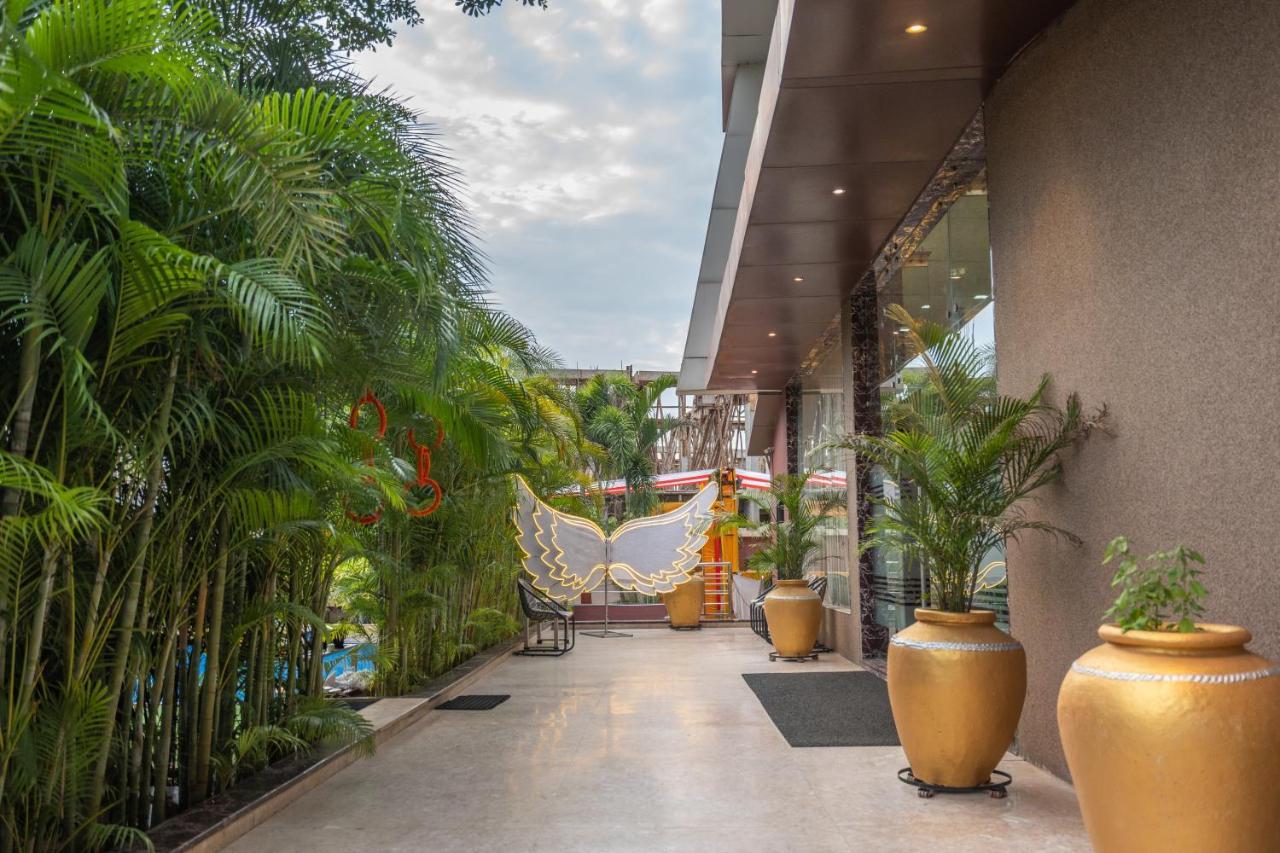 Jalashray Resort Nadiād Екстериор снимка