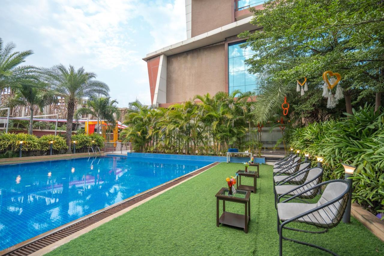 Jalashray Resort Nadiād Екстериор снимка