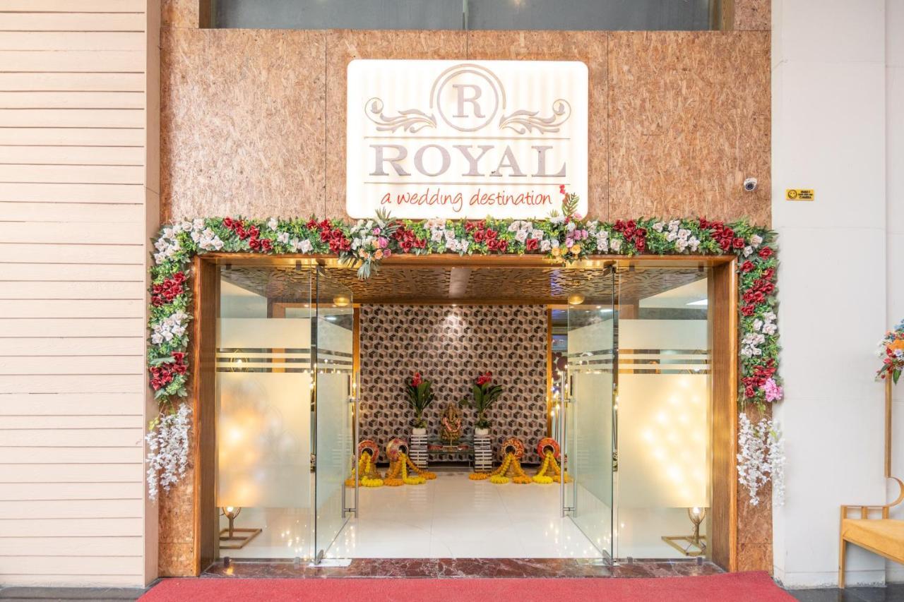 Jalashray Resort Nadiād Екстериор снимка