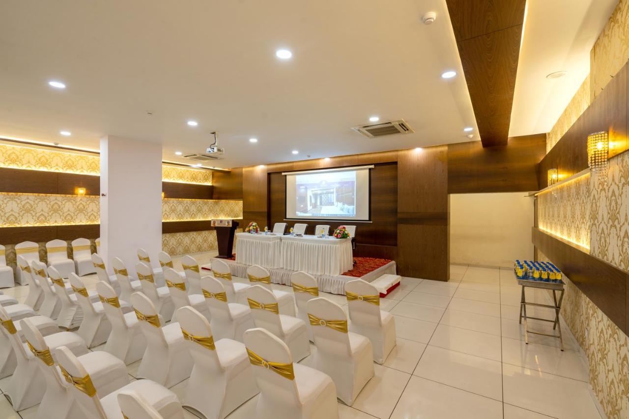 Jalashray Resort Nadiād Екстериор снимка