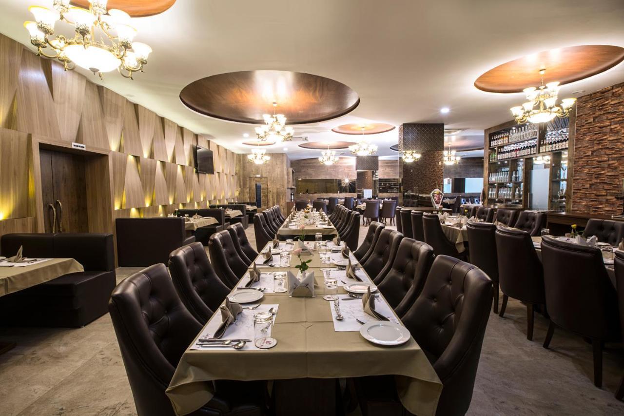 Jalashray Resort Nadiād Екстериор снимка